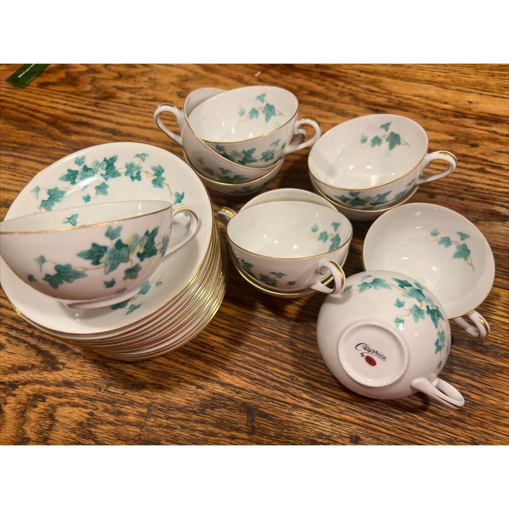 Sango Caprice Green Ivy 22 Piece Cup And Saucer Set! EXCELLENT PRISTINE!